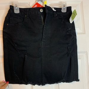 Brand new black denim skirt, size L, never worn